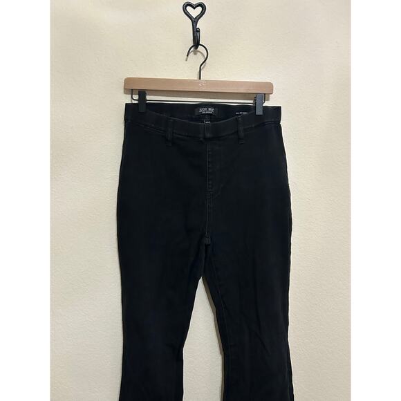 Judy Blue Size 11/30 Pull On Super Jeans Black Flare Leg Denim Pants - Picture 2 of 9